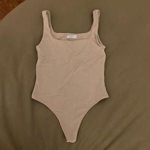 Aritzia Babaton Contour Square Neck Bodysuit in Tan - Size M